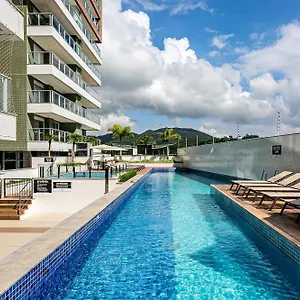  Apartamento Apto Charmoso C/ Varanda A 150m Da Abc0403